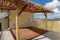 Willa 2 pokoi 180 m², World