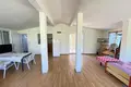 Haus 7 Schlafzimmer 204 m² Pecurice, Montenegro