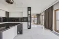 Commercial property 145 m² in Warsaw, Poland