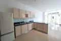 Maison de ville 3 chambres 214 m² Ban Bang Thao, Thaïlande