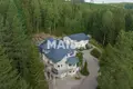 5 bedroom house 381 m² Laukaa, Finland