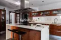 6 bedroom house 706 m² Dos Hermanas, Spain