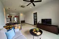 Villa mit 2 Schlafzimmern 154 m² Rawai, Thailand