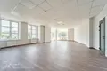 Oficina 50 habitaciones 1 710 m² en Minsk, Belarús