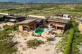 4 bedroom Villa 3 832 m² San Pedro Mixtepec, Mexico