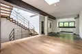 Casa 266 m² en Varsovia, Polonia