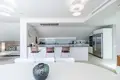 Wohnung 3 Schlafzimmer 227 m² Dos Hermanas, Spanien