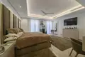4 bedroom house 570 m² Estepona, Spain