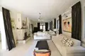 7 bedroom house 750 m² Oroklini, Cyprus
