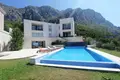 Villa de 4 dormitorios 600 m² Sveti Stefan, Montenegro