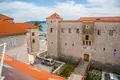 Haus 5 Schlafzimmer 220 m² Kastel Luksic, Kroatien