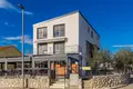 Hotel 388 m² Omisalj, Chorwacja