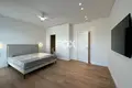 Apartment 6 bedrooms 320 m² in Agios Tychonas, Cyprus