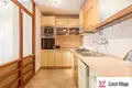Mieszkanie 2 pokoi 90 m² Miasto Stołeczne Praga, Czechy