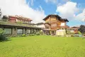 Villa 1 700 m² Selvino, Italy
