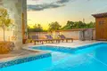 Casa 6 habitaciones 256 m² Opcina Svetvincenat, Croacia