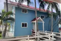 Haus 5 Schlafzimmer 230 m² Thatch Point, Honduras