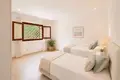 Haus 4 Schlafzimmer 450 m² Rio Real, Spanien
