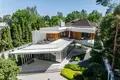 Дом  Жуковка, Россия