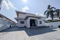 Haus 4 Schlafzimmer  Huai Yai, Thailand
