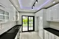 5 bedroom villa 225 m² Mezitli, Turkey