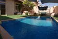 Villa de 6 pièces 351 m² Abou Dabi, Émirats arabes unis