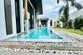 Villa mit 2 Schlafzimmern 175 m² Choeng Thale, Thailand