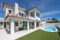 Haus 3 Schlafzimmer 251 m² Dos Hermanas, Spanien