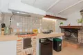 4 bedroom house 220 m² Grad Omis, Croatia