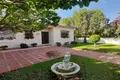 Вилла 3 спальни 240 м² Artola, Испания
