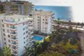 Residential quarter Spacious apartment on the first line in Mahmutlar