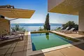 Casa 4 habitaciones 375 m² Grad Omis, Croacia