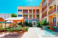 Propiedad comercial 1 690 m² en Zatoka, Ucrania