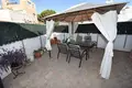 Haus 4 Schlafzimmer 306 m² Dos Hermanas, Spanien