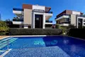Willa 4 pokoi 220 m² Muratpasa, Turcja