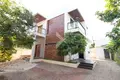 4 bedroom Villa 305 m² Krous, Cambodia