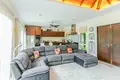 3 bedroom villa 300 m² Ban Bang Ku, Thailand
