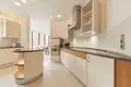 Wohnung 5 zimmer 220 m² in Warschau, Polen