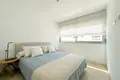 Mieszkanie 2 pokoi 84 m² Torrevieja, Hiszpania