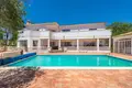 villa de 5 dormitorios 588 m² Algoz, Portugal