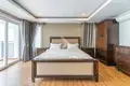 Condo 3 rooms 222 m² in Sangkat Boeng Keng Kang Ti Bei, Cambodia