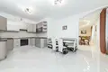 Casa de campo 370 m² Marjaliva, Belarús