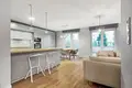 Wohnung 3 zimmer 100 m² in Warschau, Polen