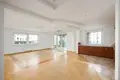 Mieszkanie 3 pokoi 137 m² Warszawa, Polska