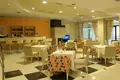 Hôtel 2 500 m² à Nea Skioni, Grèce