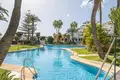 Wohnung 2 Schlafzimmer  San Pedro Alcantara, Spanien