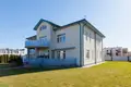 Casa 8 habitaciones 450 m² Marupe, Letonia