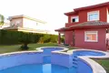 Villa de 4 dormitorios 351 m² Ribarroja del Turia, Španjolska