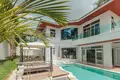 Вилла 3 спальни 280 м² Карон, Таиланд