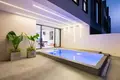 Haus 4 Schlafzimmer  Pattaya, Thailand